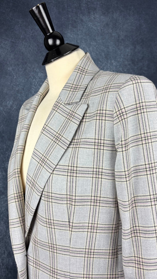 Blazer à grands carreaux bleu-gris long Tristan, taille 6. Vue de l'encolure.