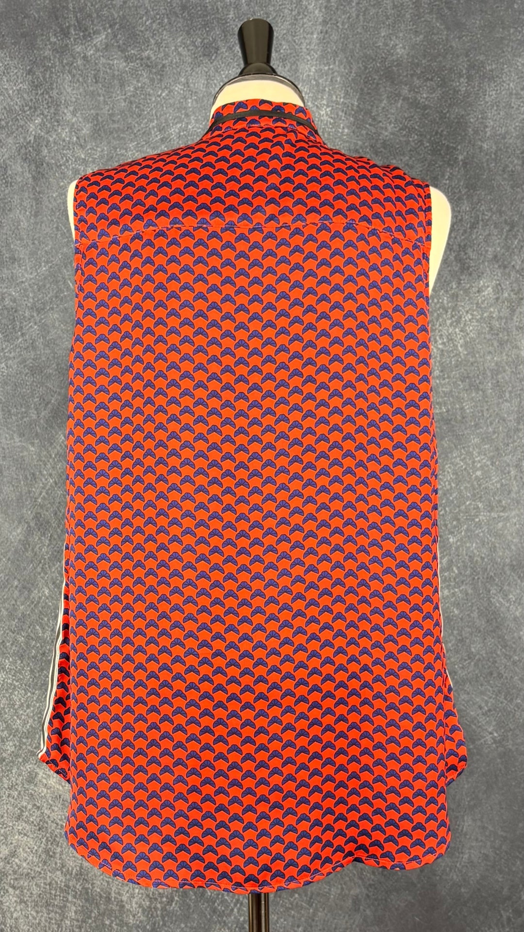 Camisole rouge orangé à motifs bleus Tristan, taille xl. Vue de dos.
