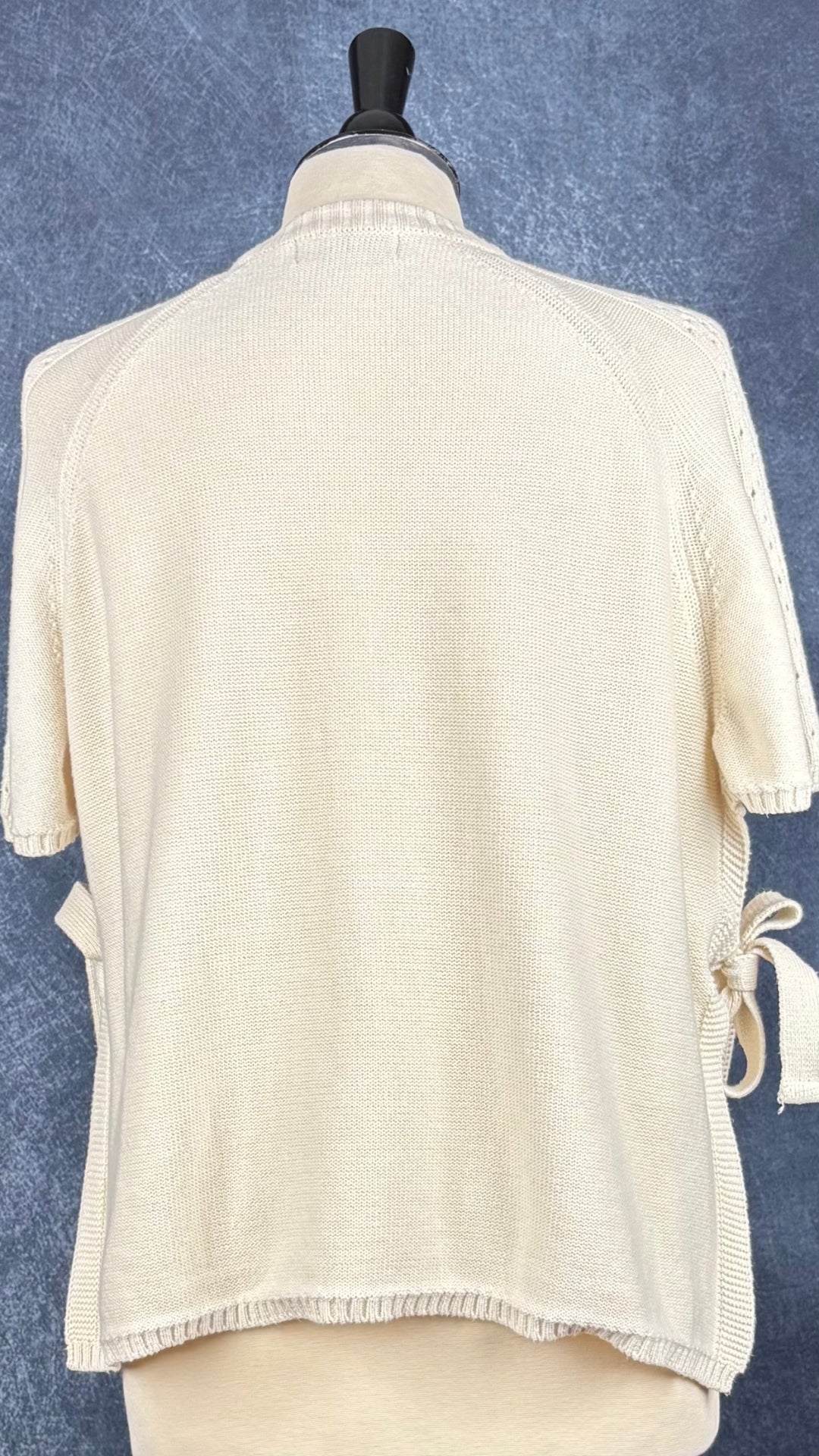 Chandail tricot de coton estival crème modèle Gala Dailystory, taille small. Vue de dos.