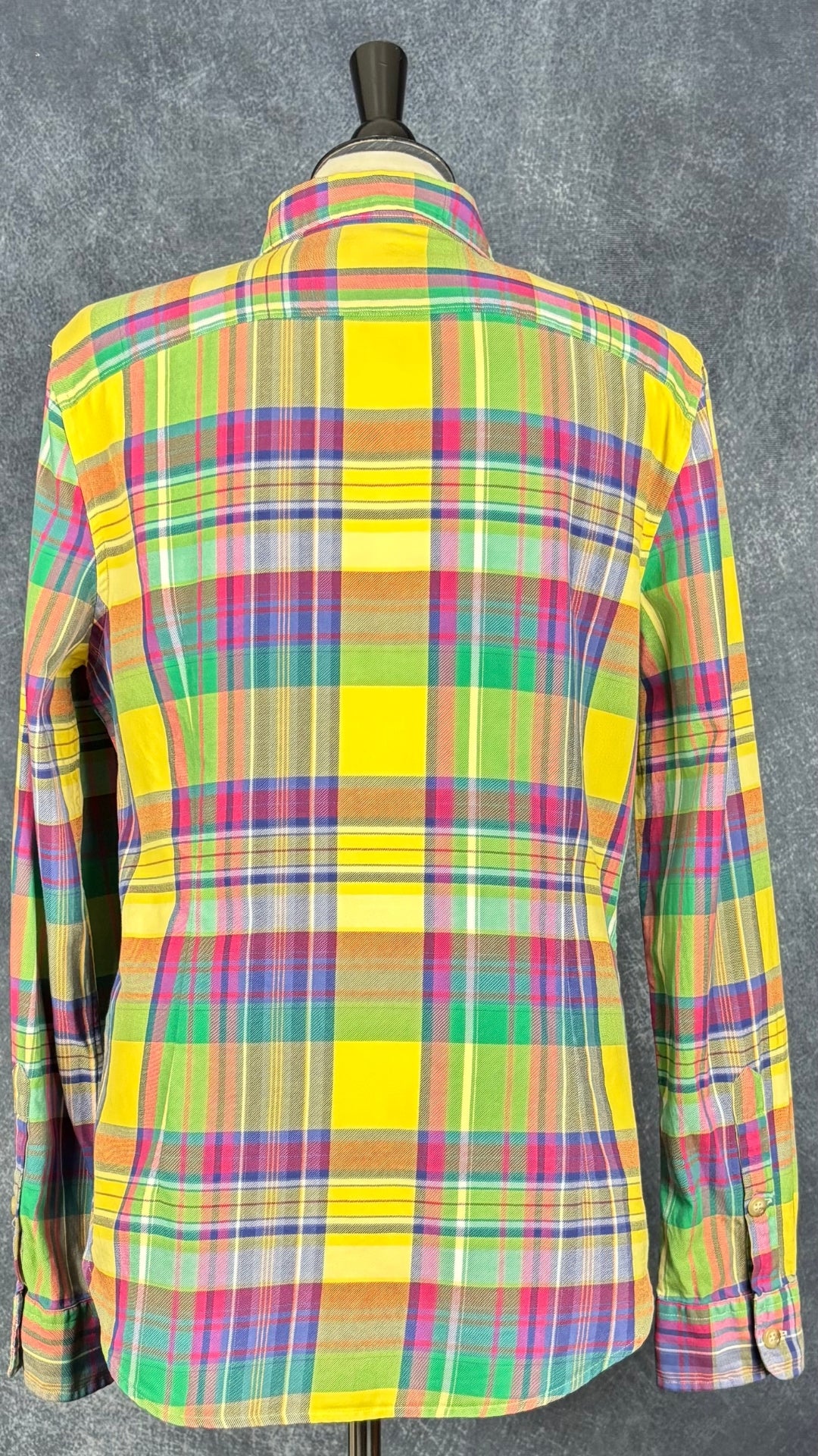 Chemisier à carreaux colorés en fine flanelle Polo Ralph Lauren, taille large. Vue de dos.