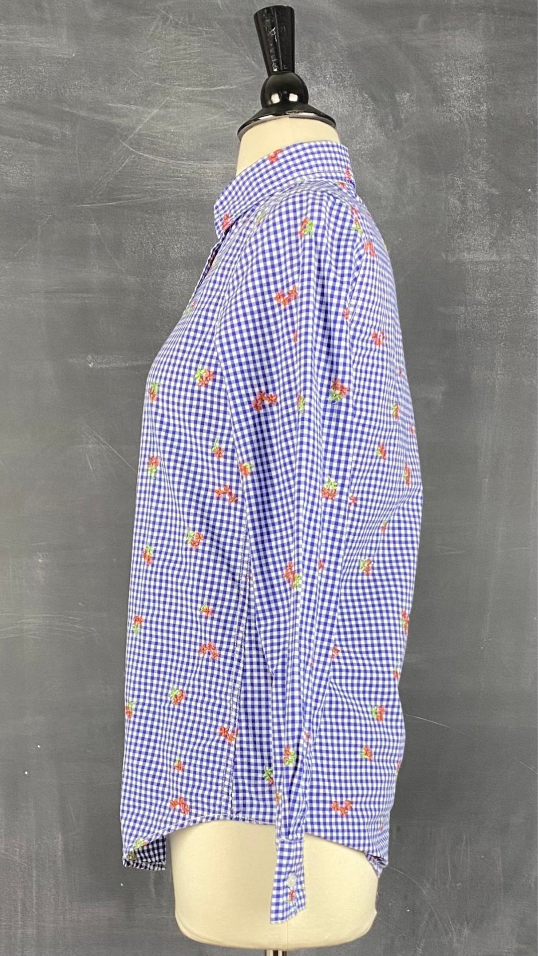 Chemisier vichy avec broderies de fleurs Tristan, taille xs. Vue de cÎté.