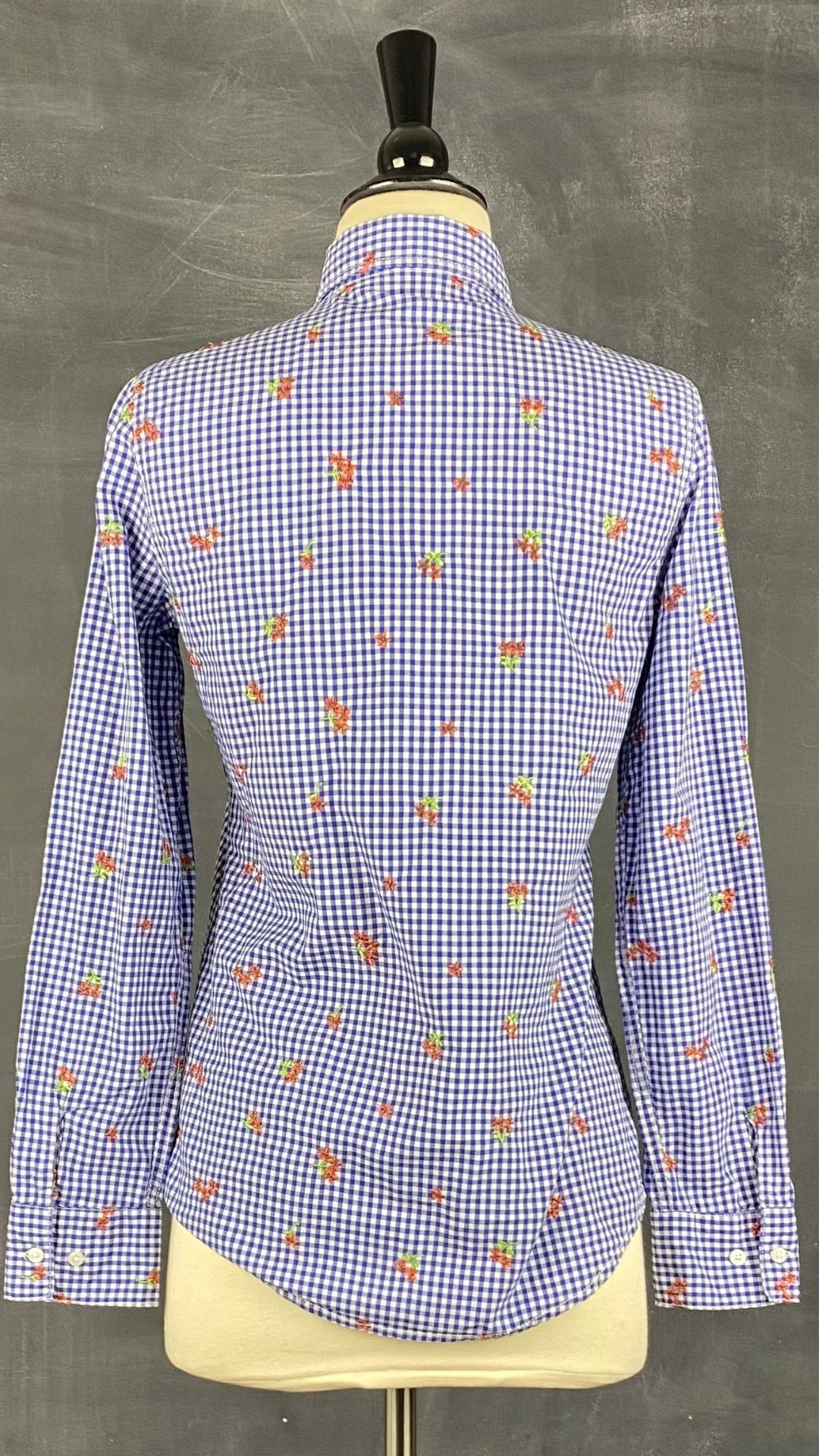 Chemisier vichy avec broderies de fleurs Tristan, taille xs. Vue de dos.