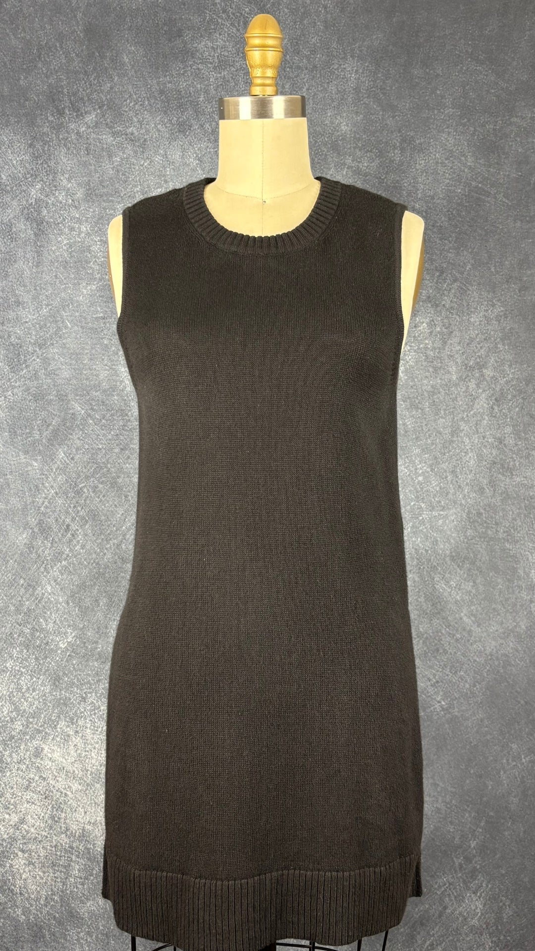 Débardeur long en tricot de coton et soie noir Part Two, taille xs. Vue de face.