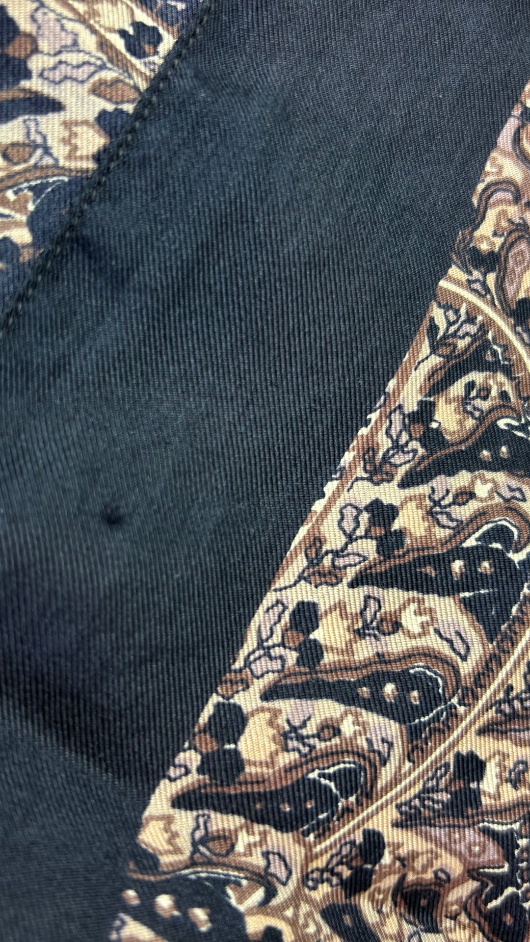 Foulard en soie à motifs Liberty | carré