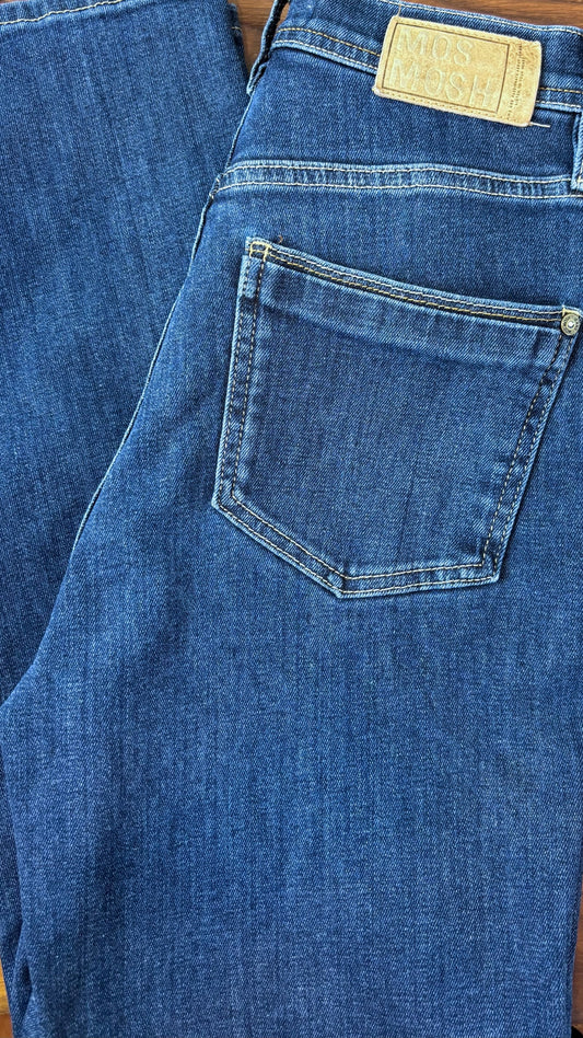 Jeans foncé Mos Mosh taille 25. Vue de la poche arrière.