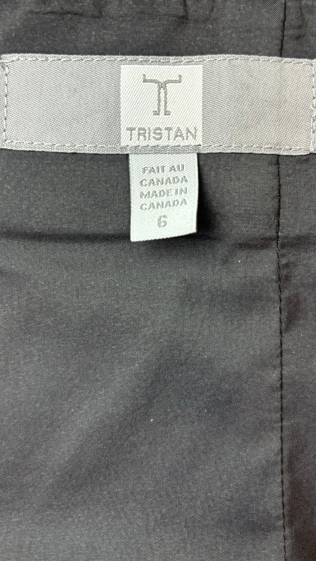 Jupe crayon à carreaux longueur sous le genou Tristan, taille 6. Vue de l'étiquette.