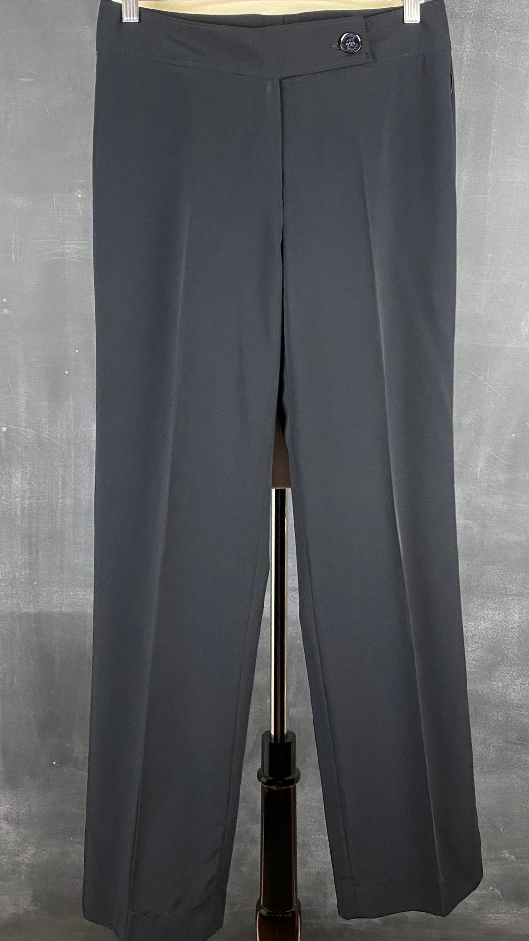 Pantalon chic à jambe large Atelier Gardeur, taille 8. Vue de face.