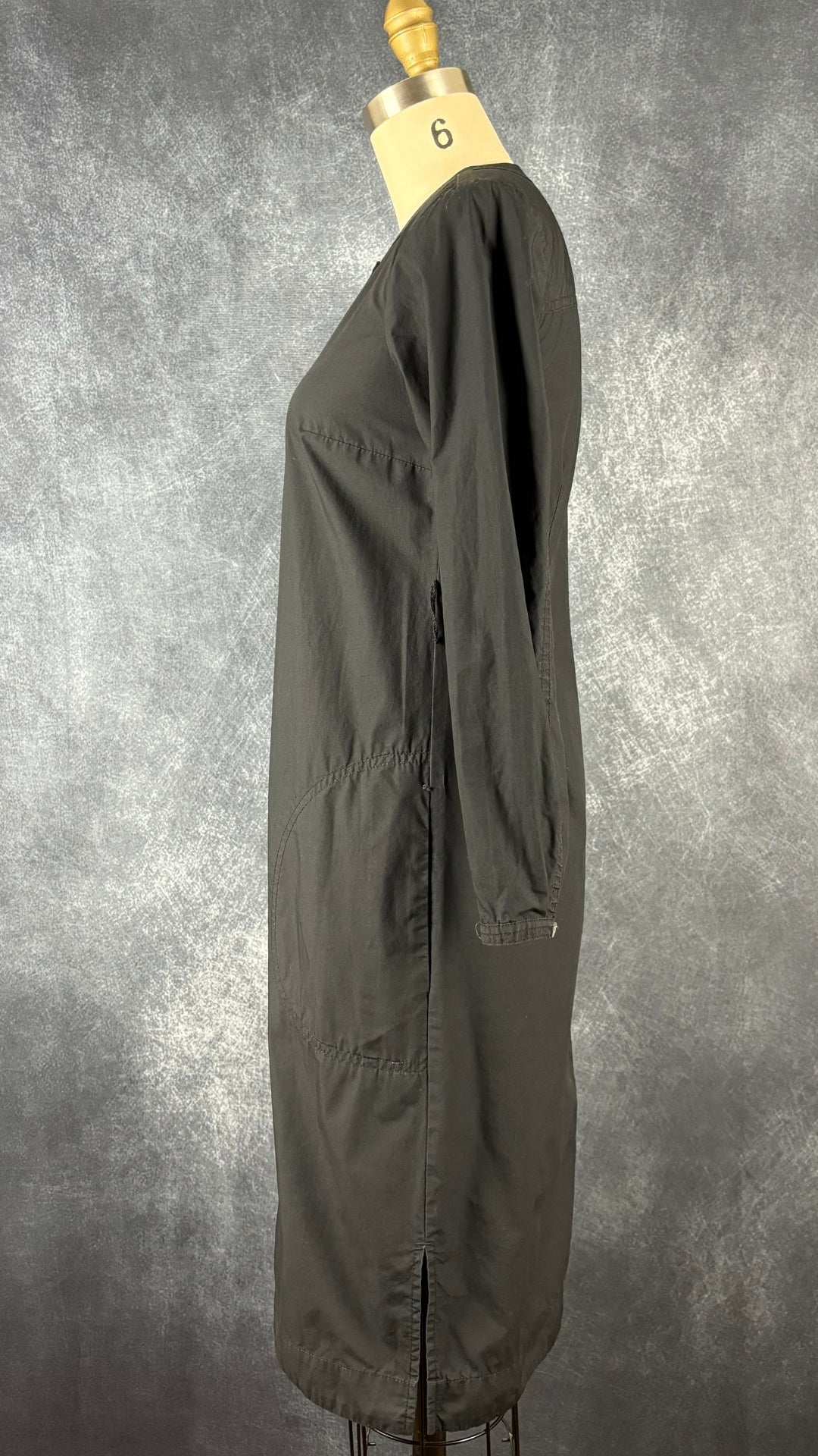 Robe boutonnée noire encolure ronde J.Crew, taille xxs (xs). Vue de côté.