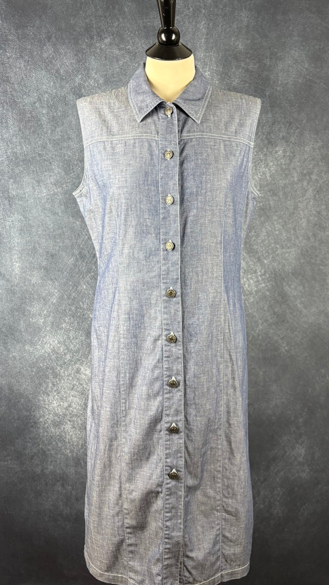 Robe chemisier sans manches style jeans Part Two, taille 10 (m). Vue de face.