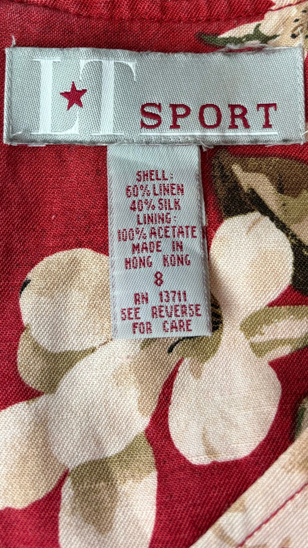 Robe florale en lin et soie vintage, taille 8 (m/l). Vue de l'étiquette.