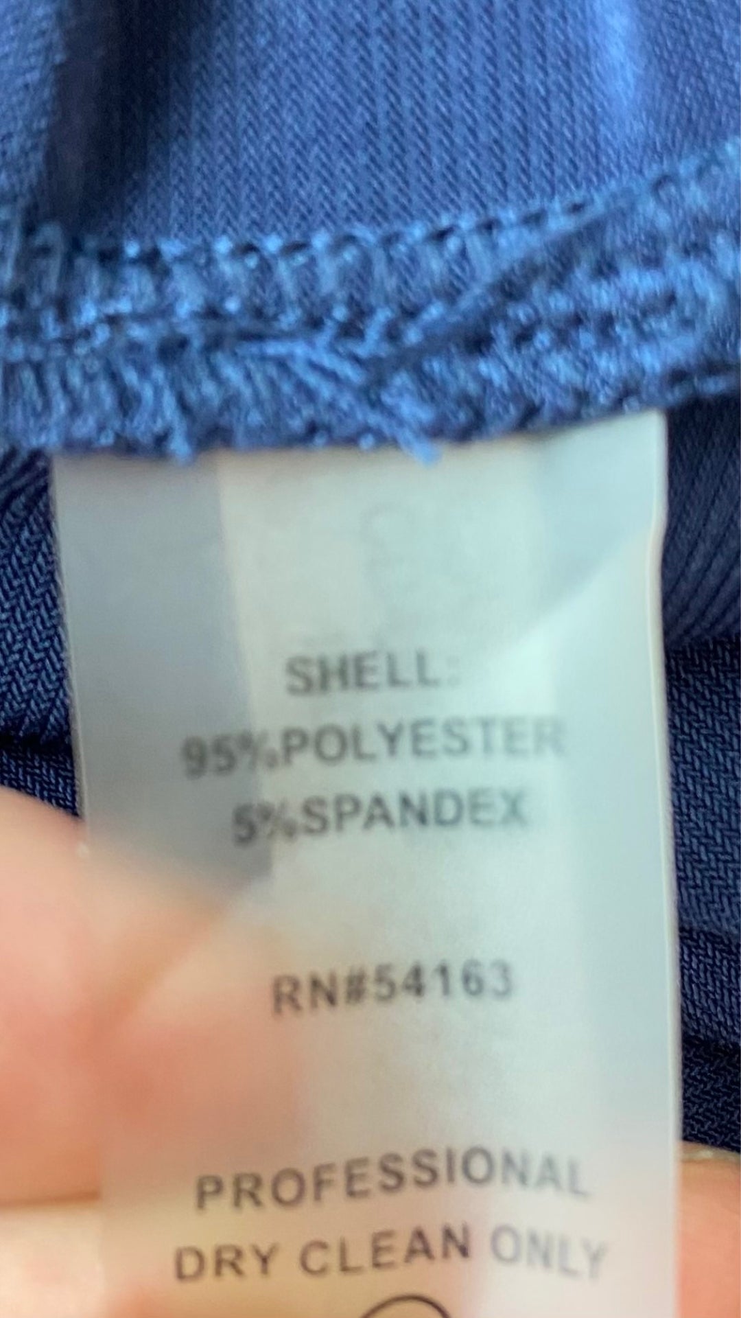Robe marine au plissé magnifique Calvin Klein, taille 12 (plus 8-10). Vue de l'étiquette de composition.