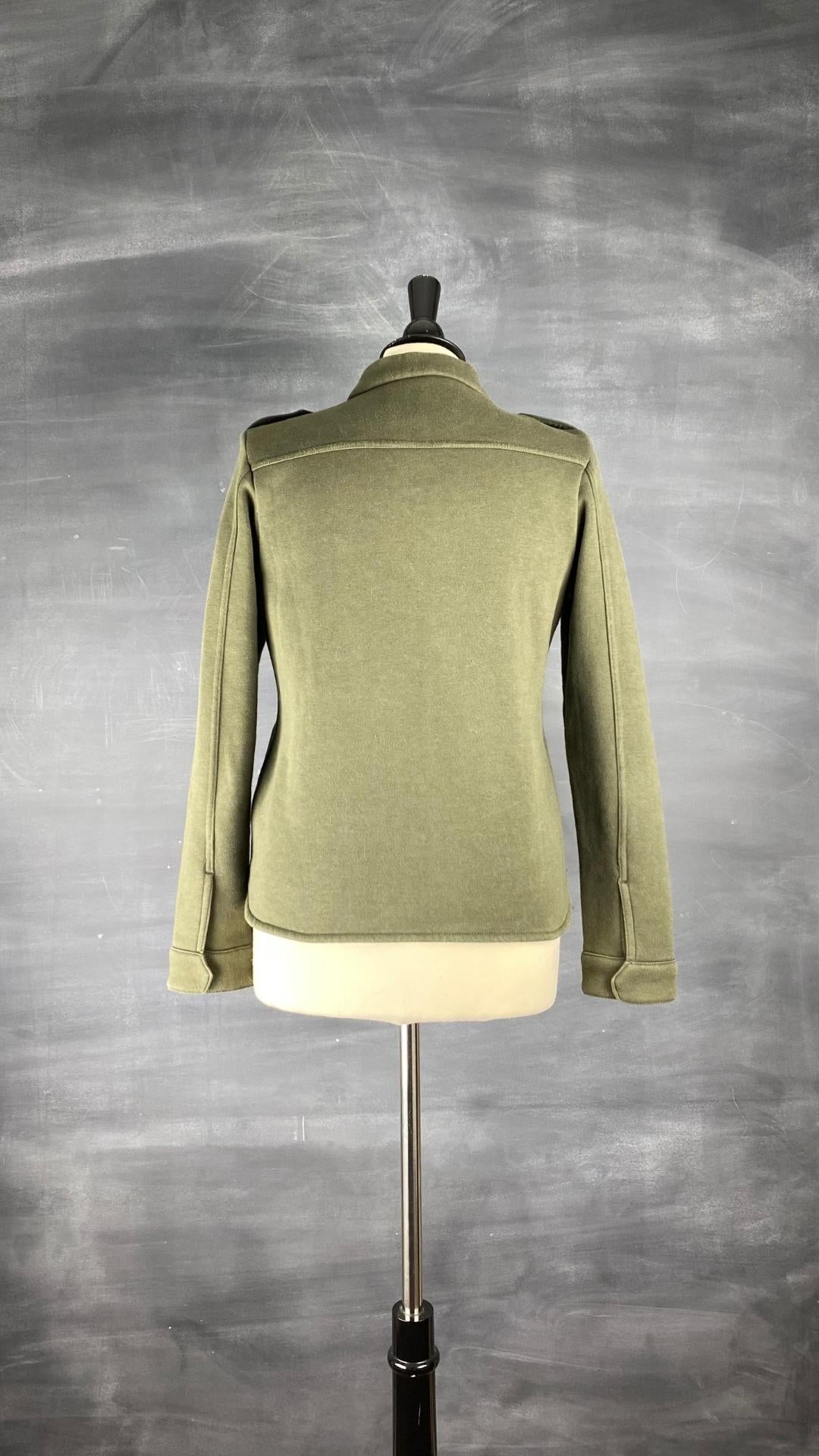 Veste ouatée kaki style militaire confo, vue de dos