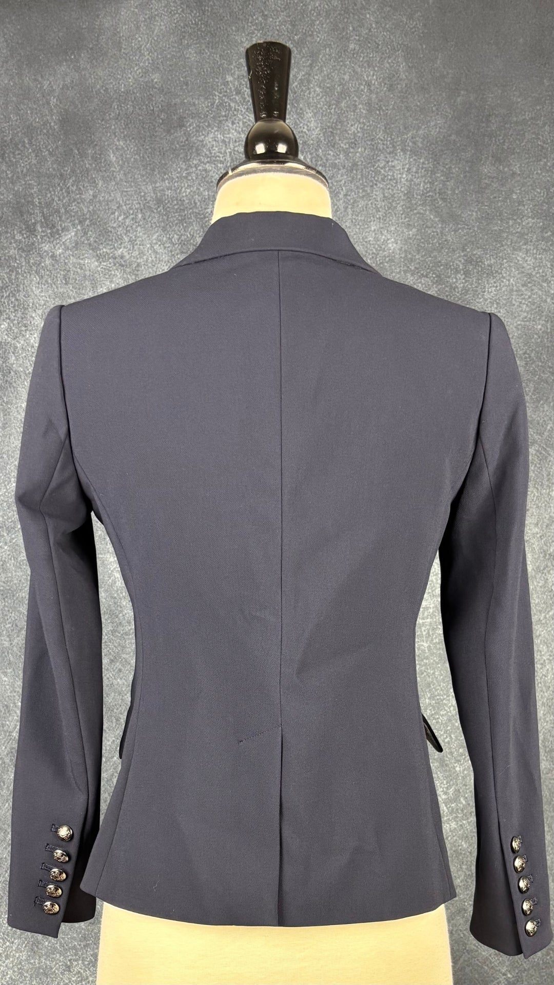 Blazer marine lavable Banana Republic, taille 00 petite. Vue de dos.