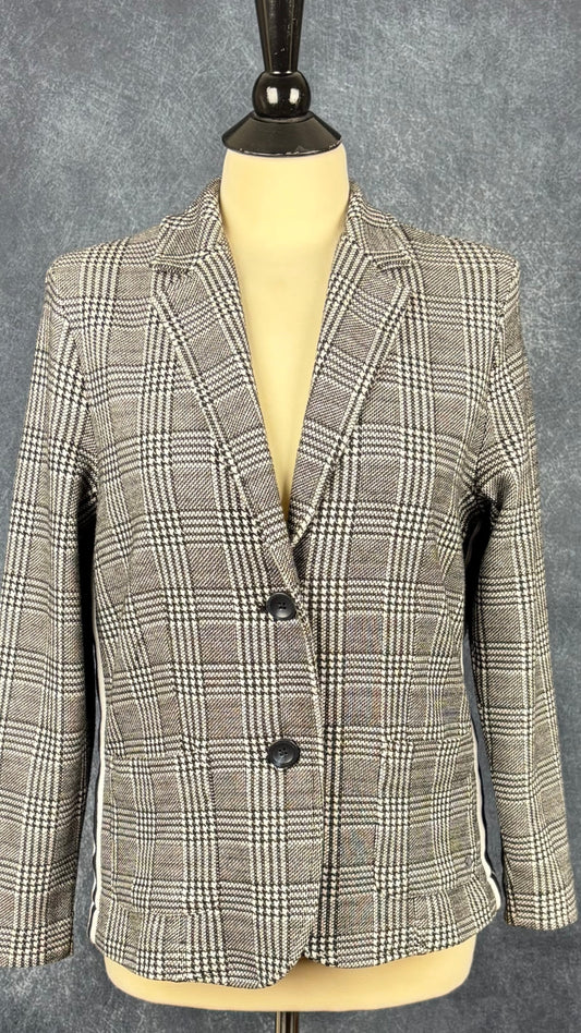 Blazer décontracté chic à motifs pied-de-poule Brax, taille 40 (m/l). Vue de face.