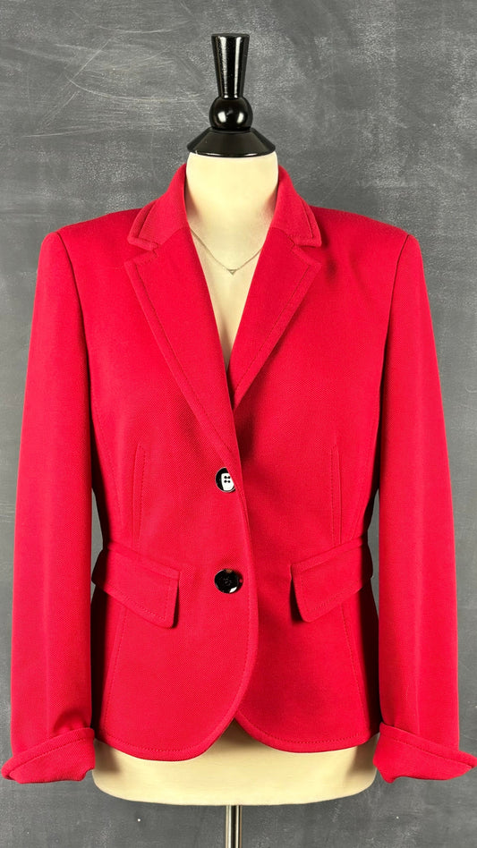 Blazer rouge texturé Gerry Weber, taille estimée à small/medium. Vue de face.