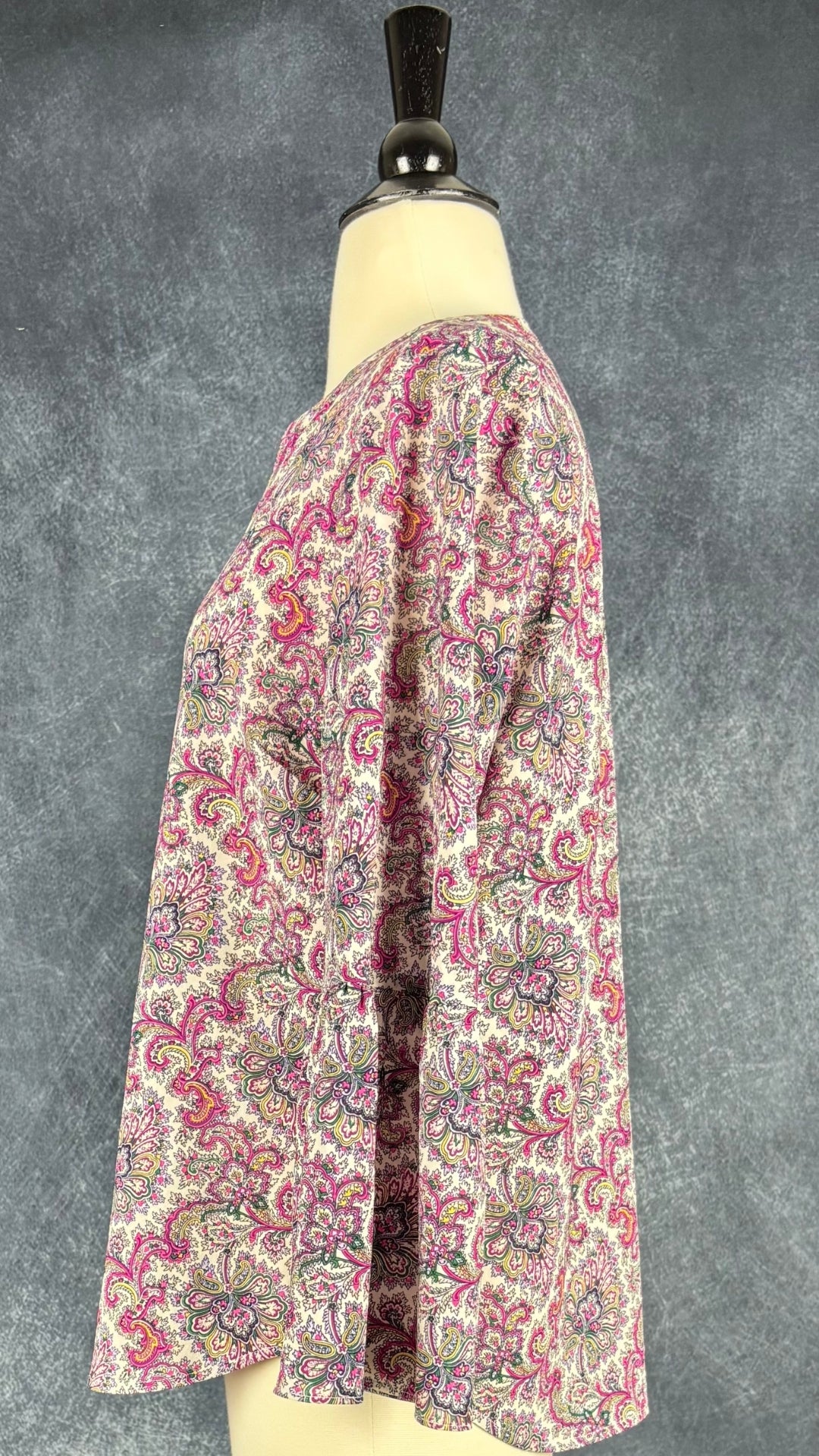 Blouse colorée à motifs paisley J.Crew, taille small. Vue de côté.