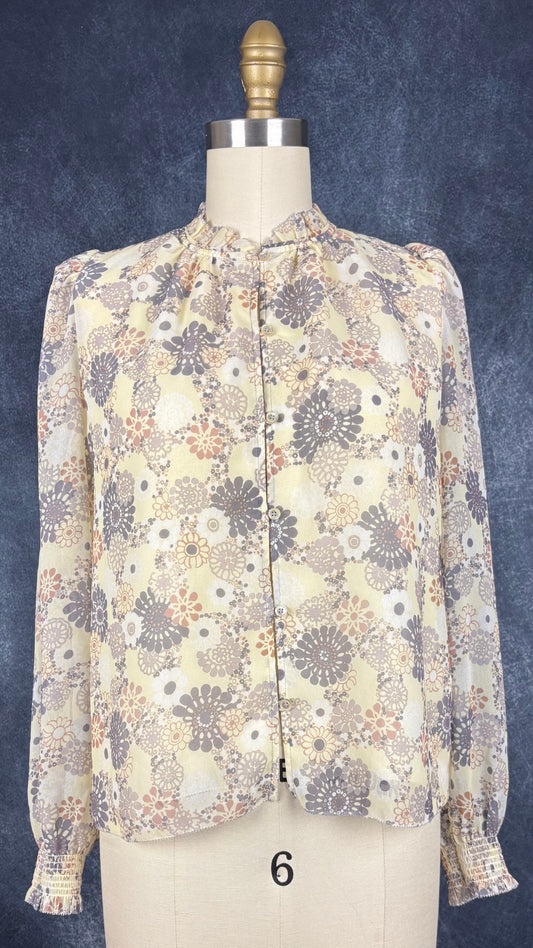 Blouse légère florale vaporeuse Wilfred, taille xs. Vue de face.