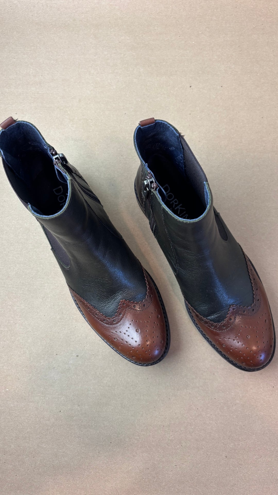 Bottillon en cuir Oxford de la marque Dorking, modèle Tierre, taille 36 (6). Vue de haut.