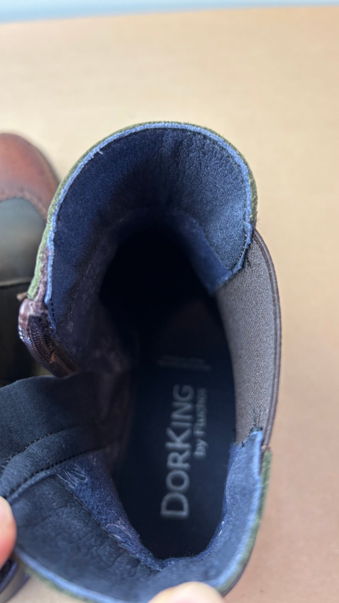 Bottillon en cuir Oxford de la marque Dorking, modèle Tierre, taille 36 (6). Vue de la marque.