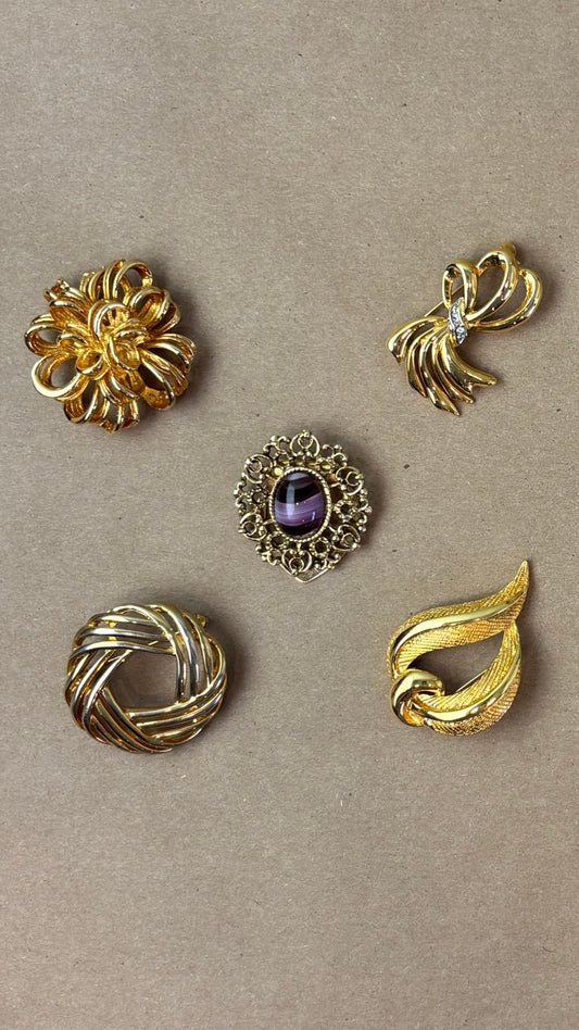 Broches vintage variées dorées - 5 modèles disponibles 