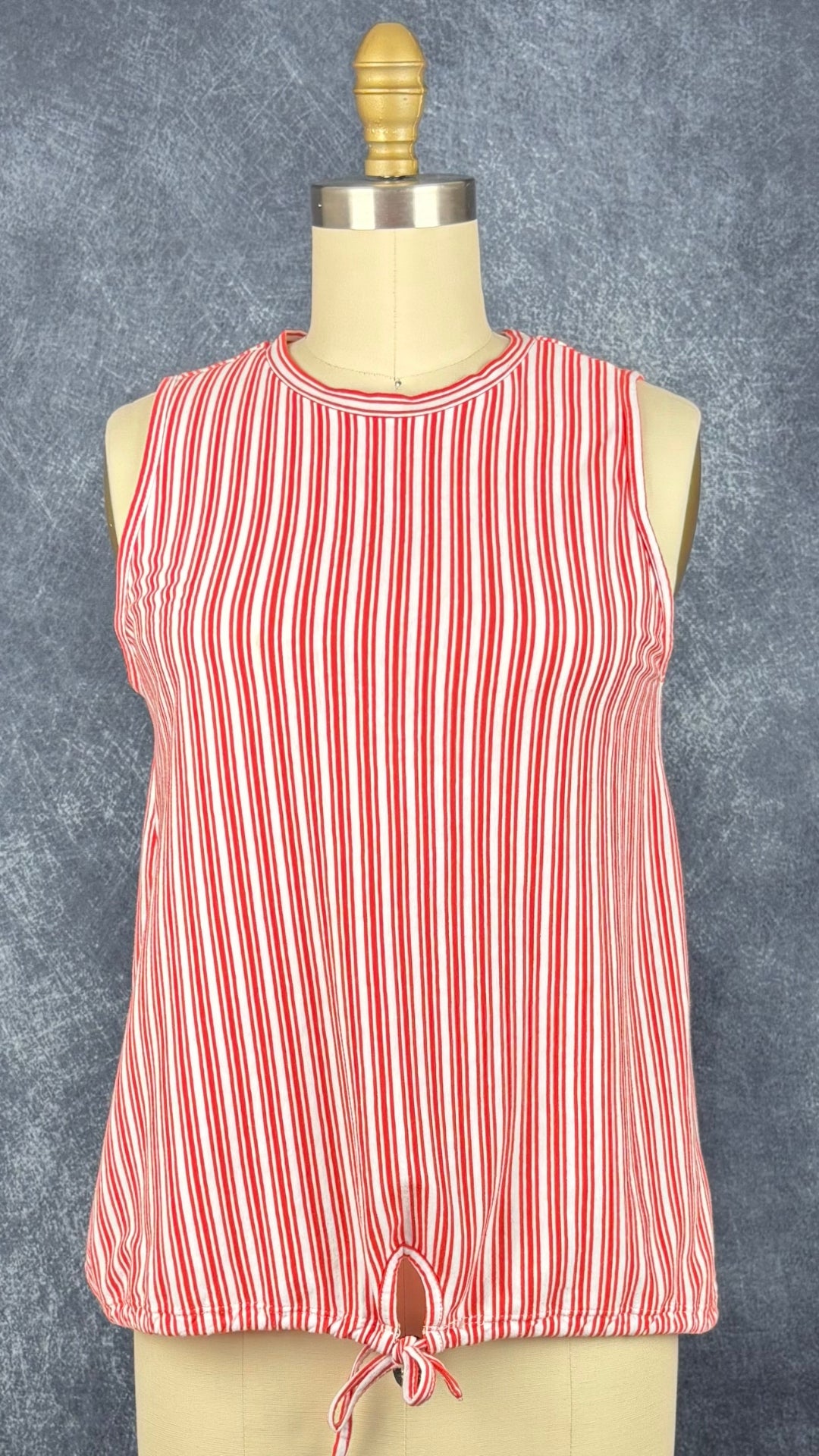 Camisole à rayures en jersey de coton avec ourlet ajustable, Tristan, taille small. Vue de face.