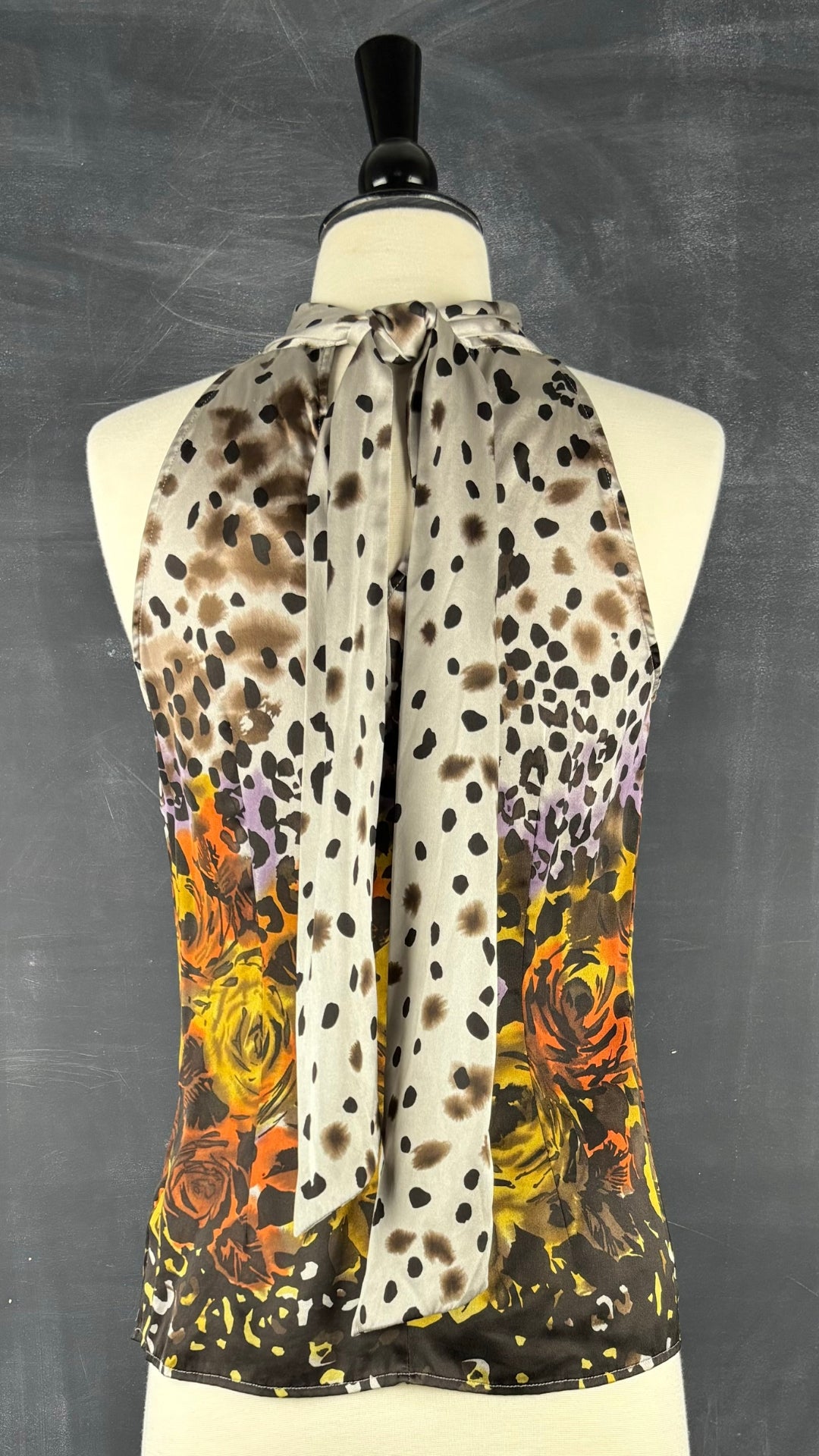 Camisole en soie florale et léopard Guess by Marciano, taille xs. Vue de dos.