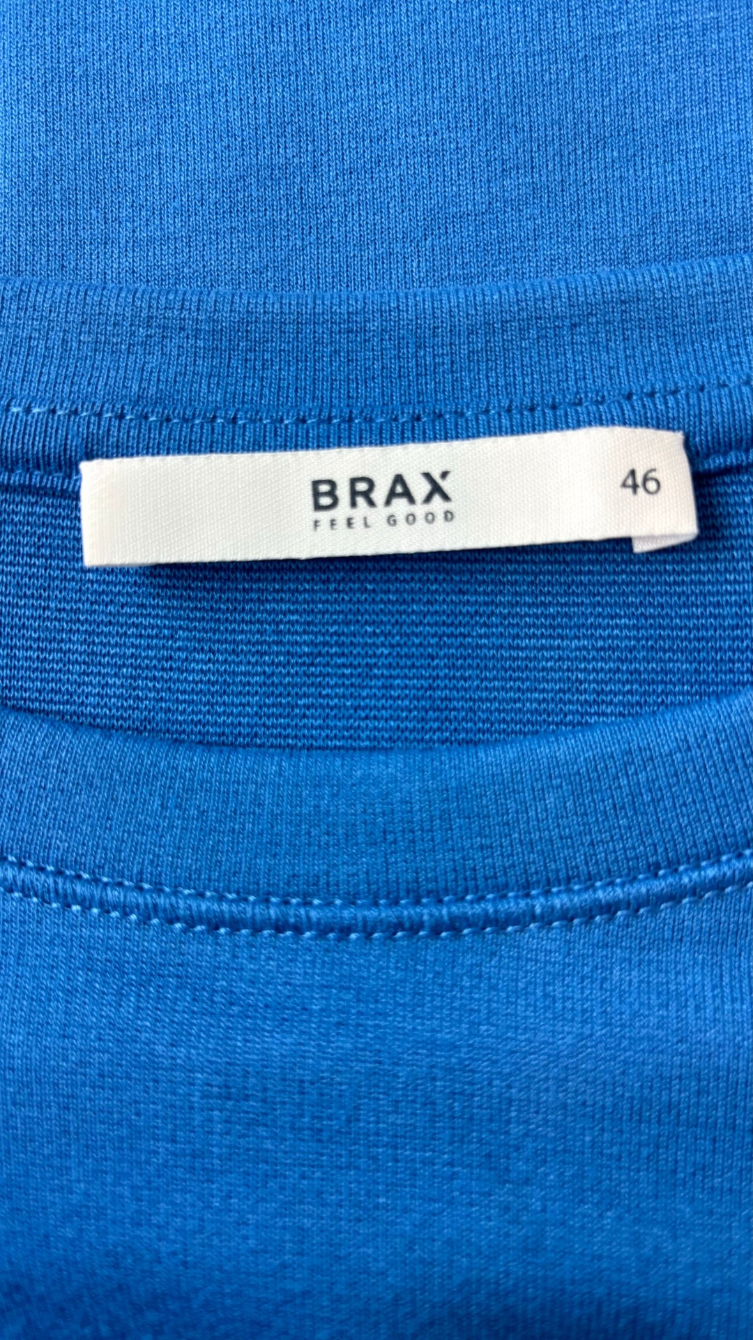 Chandail ample doux bleu manche dolman Brax, taille xl. Vue de l'étiquette.