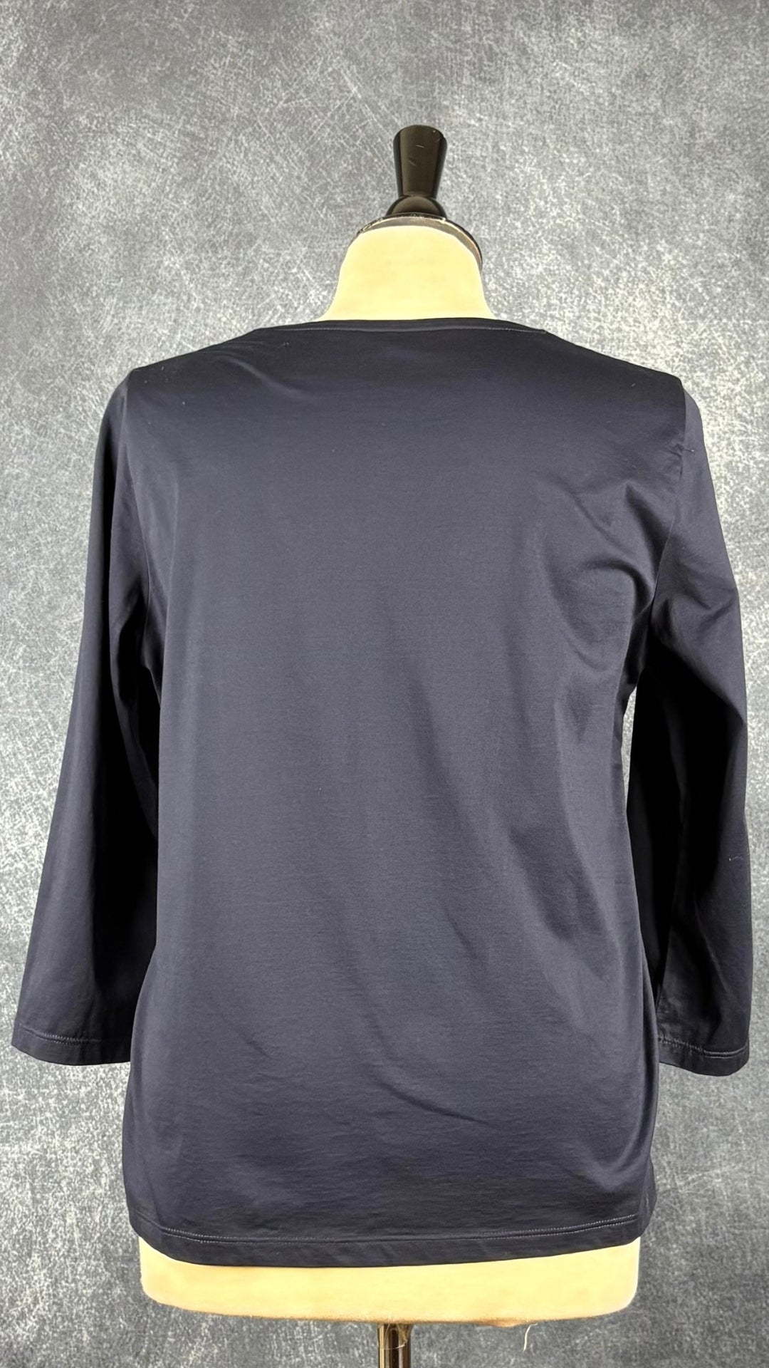 Chandail marine et blanc crème avec cordons à nouer à la taille Gerry Weber Casual, taille m/l. Vue de dos.