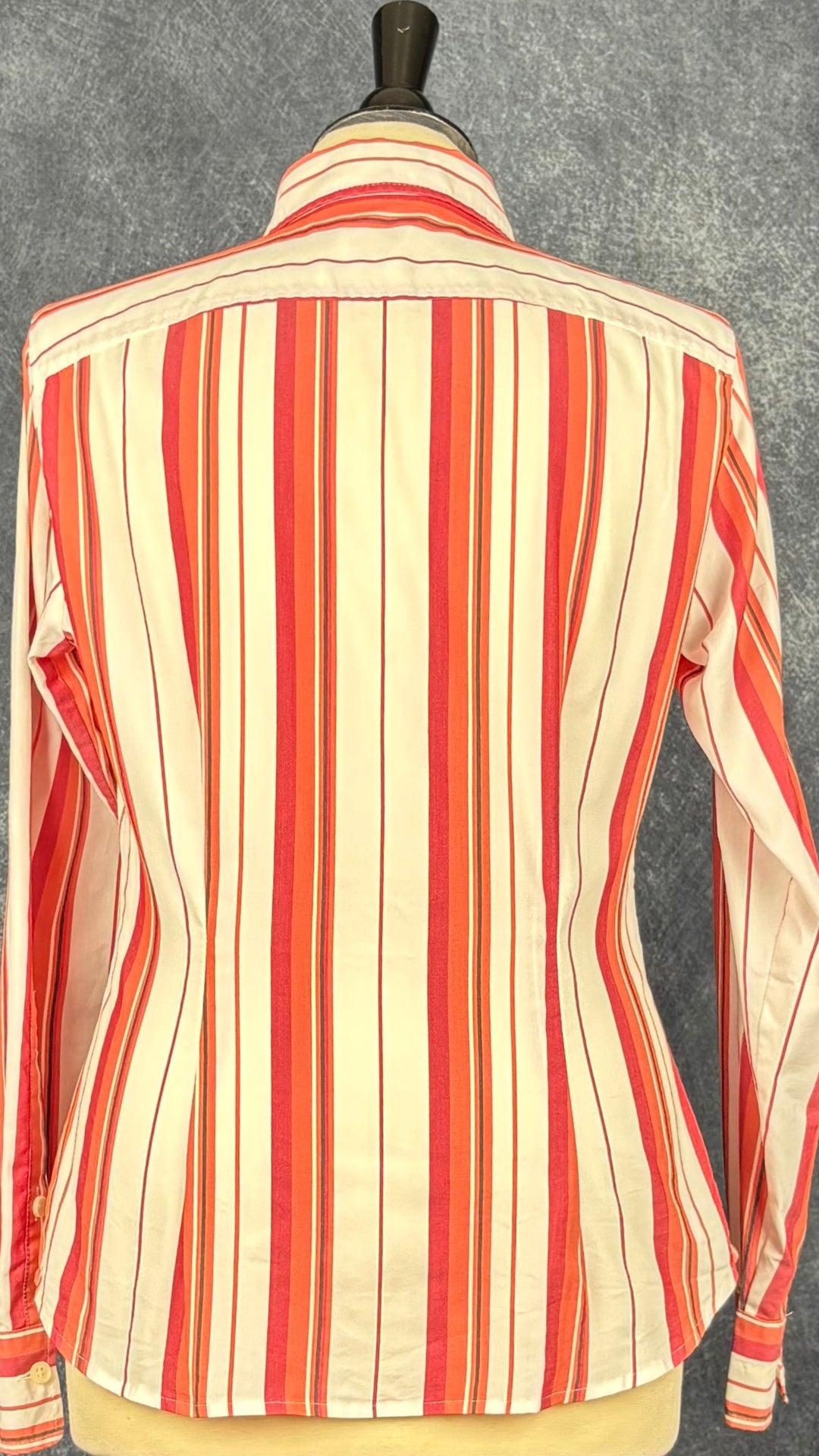 Chemisier cintré à rayures colorées en doux mélange de coton Marc Aurel, taille 38 (s/m). Vue de dos.
