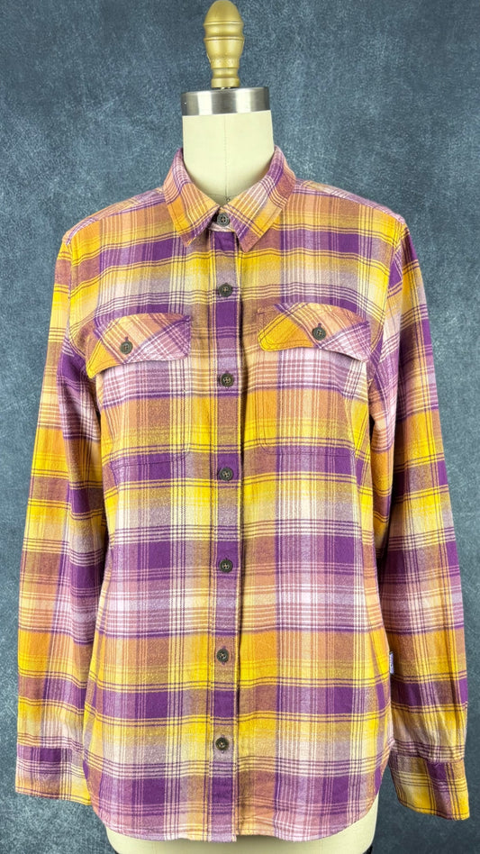 Chemisier en douce flanelle de coton bio à carreaux Patagonia, taille medium. Vue de face.
