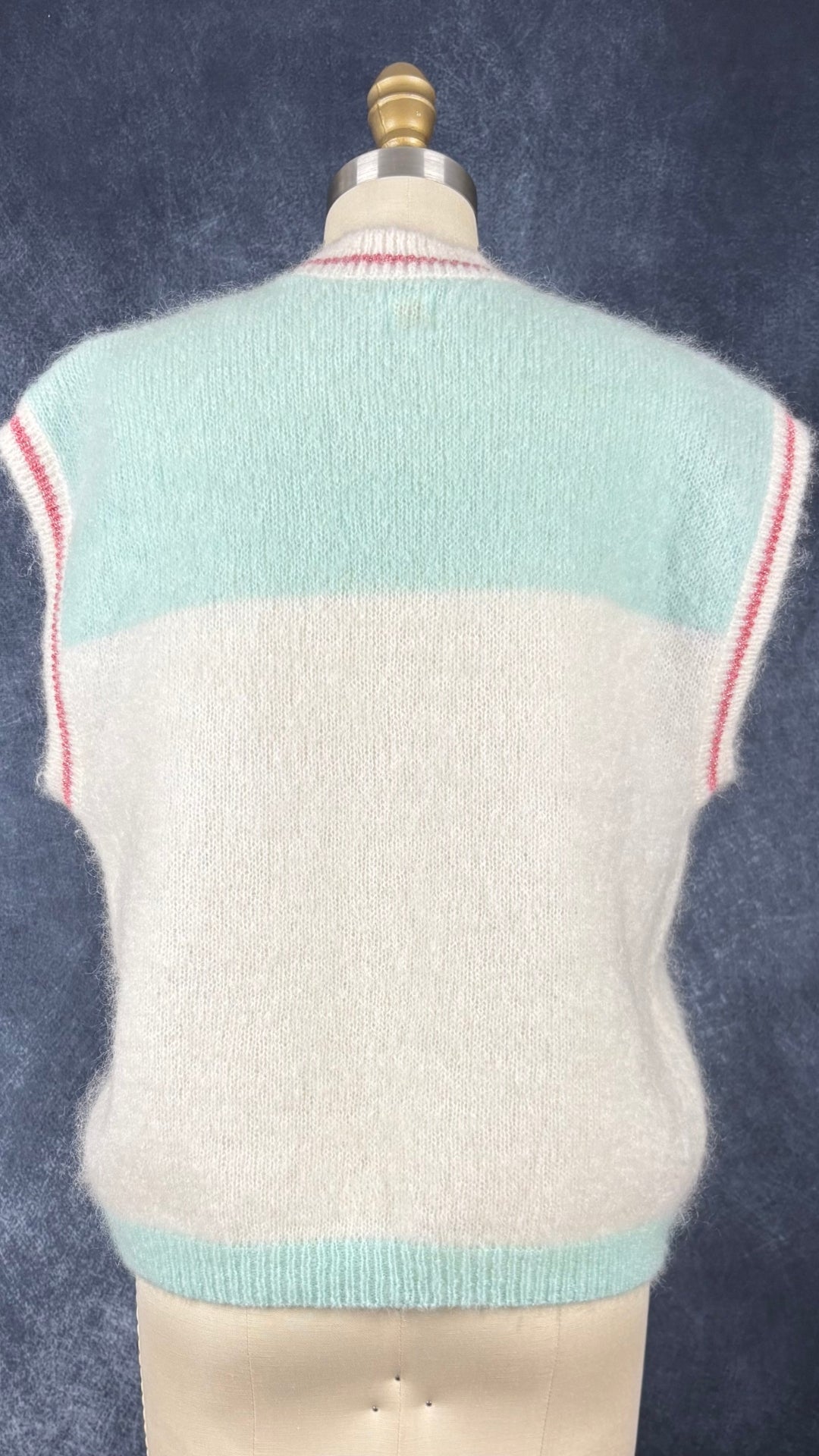 Débardeur en tricot crème Des petits hauts, taille 1 (m/l). Vue de dos.