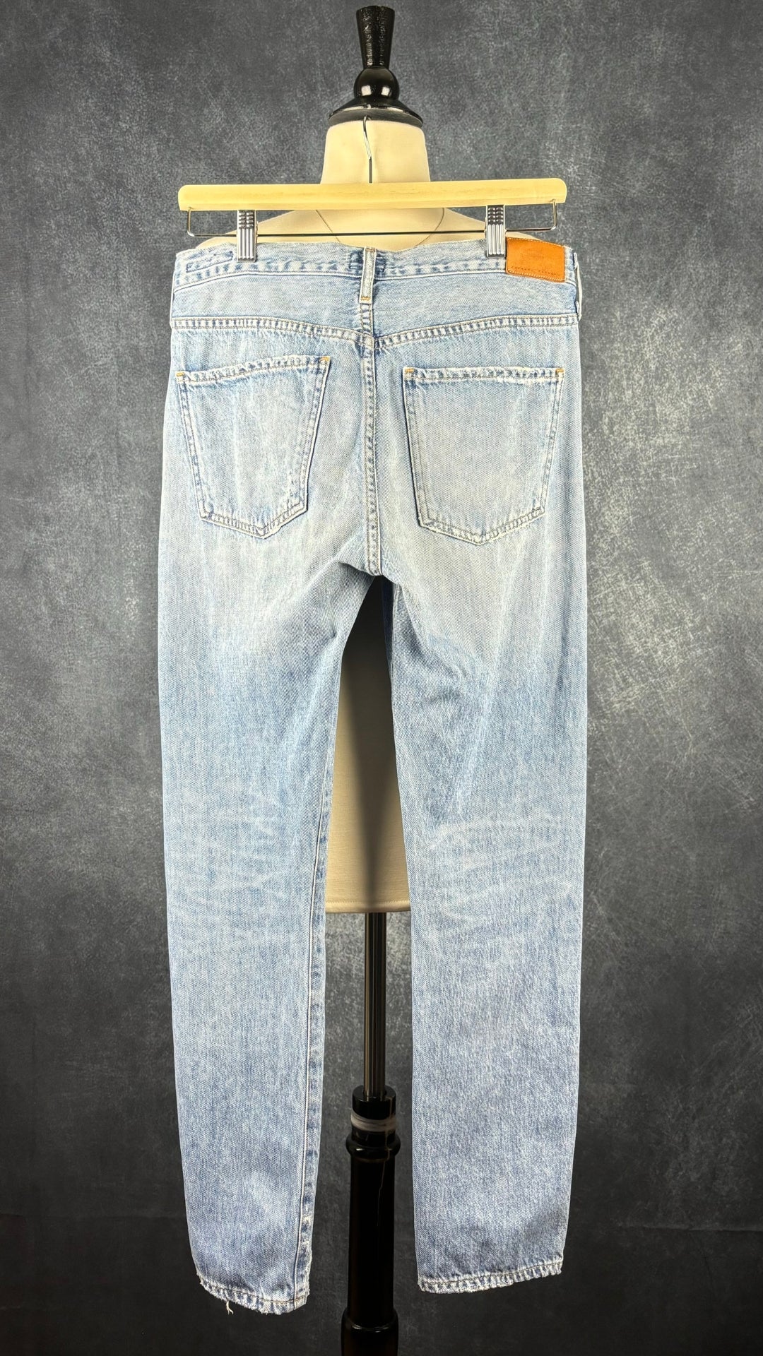 Jeans Citizens of Humanity, modèle Corey slouchy slim, taille 25. Vue de dos.