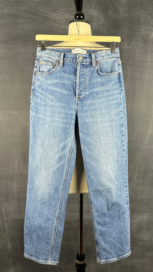Jeans droit taille haute modèle Arlo Denim Forum, taille 26. Vue de face.