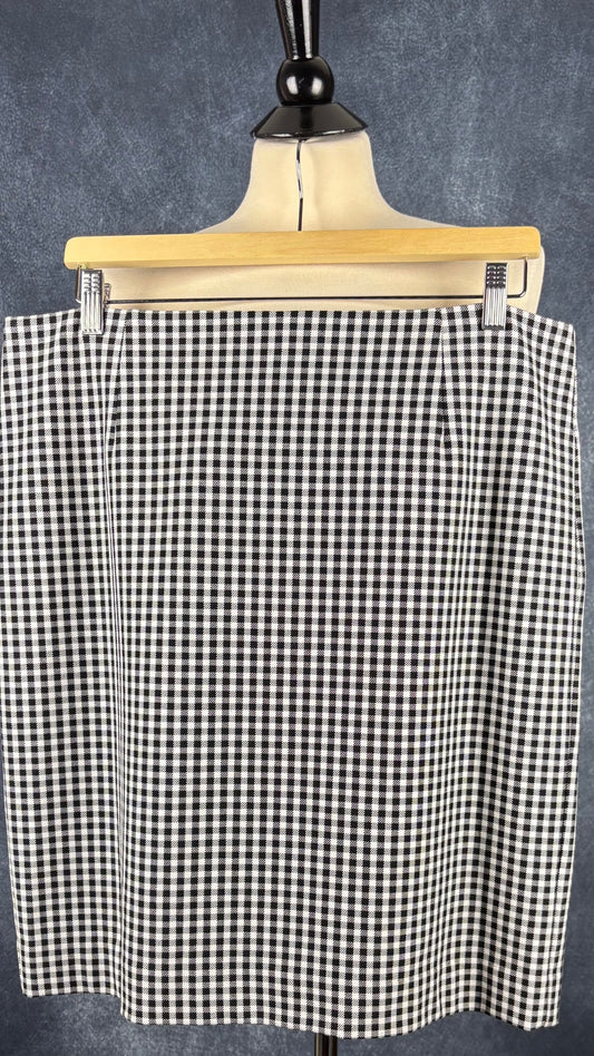 Jupe droite à carreaux vichy Tristan, taille 14. Vue de face.
