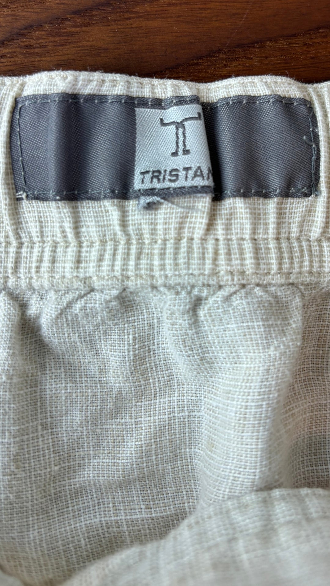 Jupe en lin taille élastique Tristan, taille estimée à large/xl. Vue de l'étiquette.