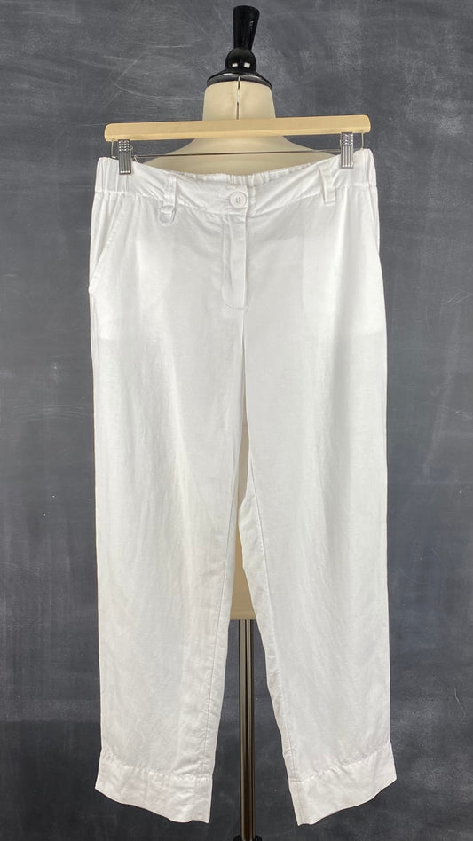 Pantalon blanc longueur 3/4 en mélange de lin Melanie Lyne, taille 4. Vue de face.