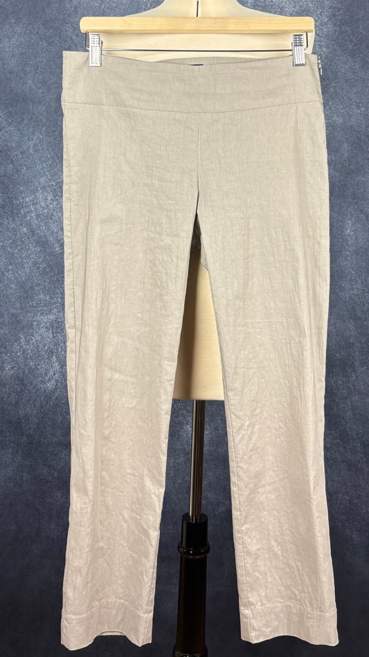 Pantalon gris vert écourté en mélange de lin Sarah Pacini, taille 2 (m). Vue de face, sur cintre.