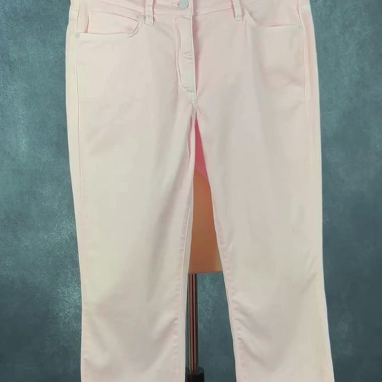 Pantalon écourté rose doux Cambio, taille 38. Vue de la vidéo qui présente tous les détails du pantalon.