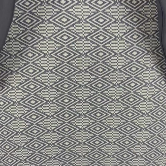 Robe ajustée en fin jacquard à motifs Nadya Toto, taille xs. Vue de la vidéo qui présente tous les détails de la robe.