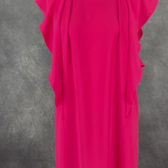 Robe fuchsia fluide à manches volantées, BCBG MaxAzria, taille small. Vue de la vidéo qui présente tous les détails de la robe.