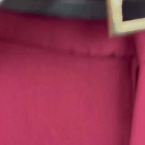 Pantalon rouge brique coupe tailleur classique Part Two, taille 44 (xl). Vue de la vidéo qui présente tous les détails du pantalon.
