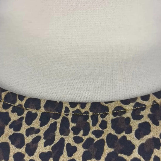 Blouse léopard en popeline de coton J.Crew, taille medium. Vue de la vidéo qui présente tous les détails de la blouse.