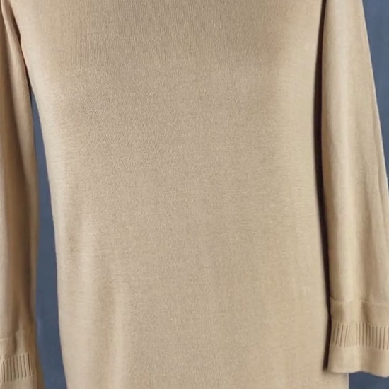 Chandail long tricot coton egyptien Ca va de soi, taille xs/s. Vue de la vidéo qui présente tous les détails du chandail.