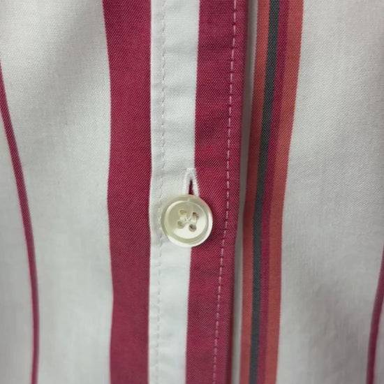 Chemisier cintré à rayures colorées en doux mélange de coton Marc Aurel, taille 38 (s/m). Vue de la vidéo qui présente tous les détails du chemisier.
