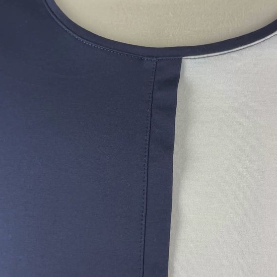 Chandail marine et blanc crème avec cordons à nouer à la taille Gerry Weber Casual, taille m/l. Vue de la vidéo qui présente tous les détails du chandail.
