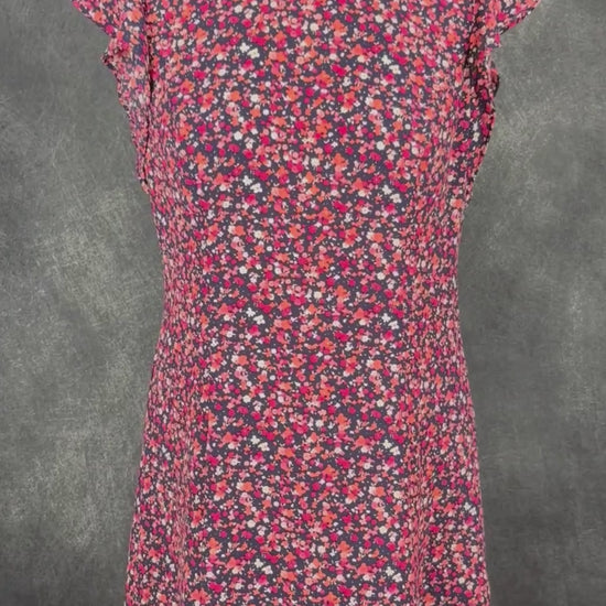 Robe fleurie manches à volants Michael Kors, taille medium. Vue de la vidéo qui présente tous les détails de la robe.