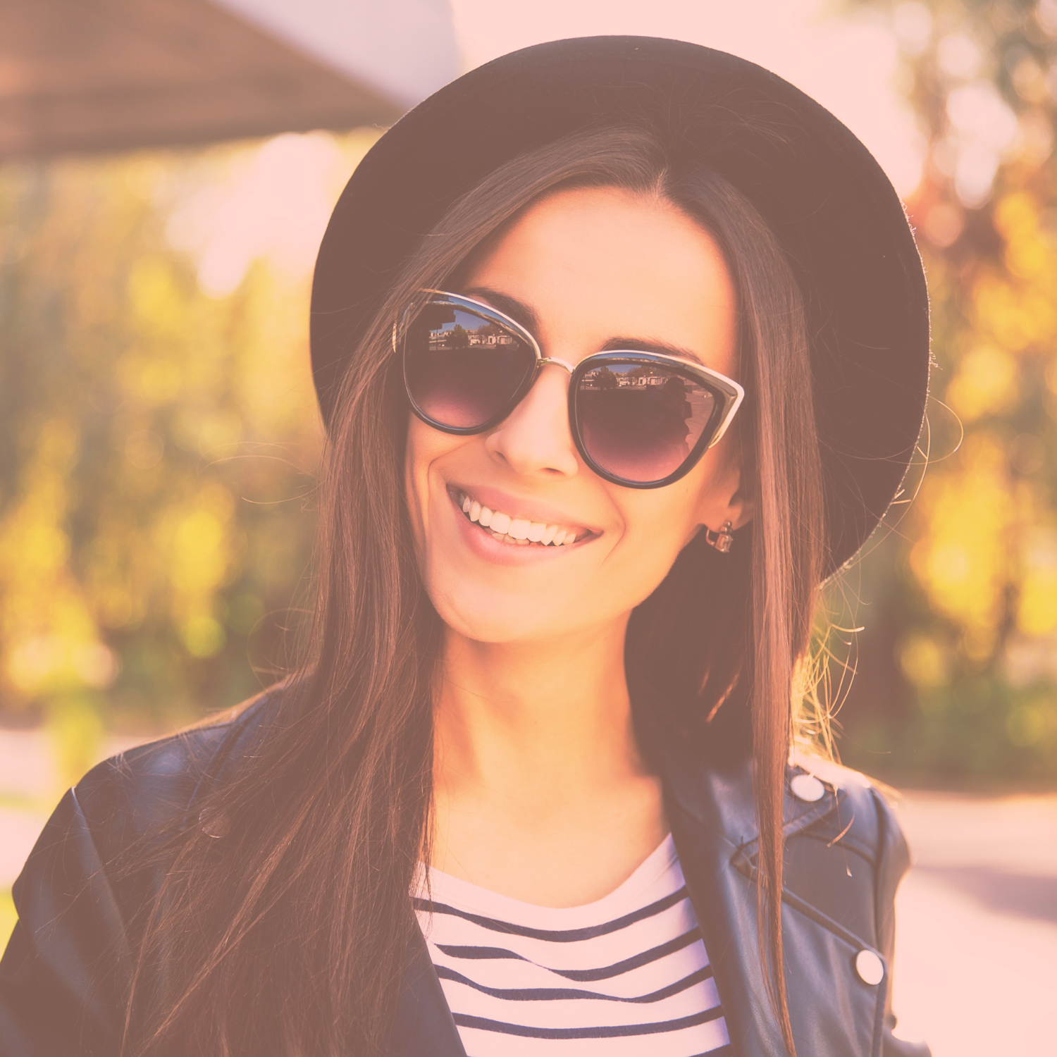 RE-prendre plaisir à te vêtir est un geste pour soi qui améliore ton estime, ta confiance et même la façon dont tu approches les gens. Retrouve cette joie à t'habiller!