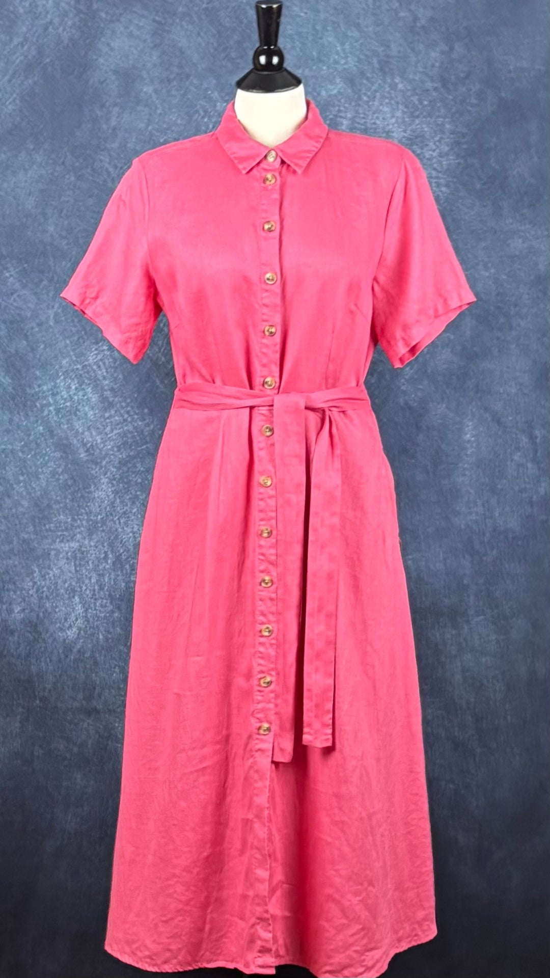 Robe chemisier midi rose corail en lin Part Two, taille 40 (m/l). Vue de face.