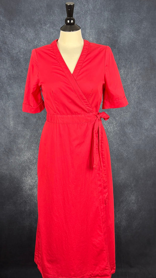 Robe portefeuille en coton rouge tomate Oysho, taille s/m. Vue de face.
