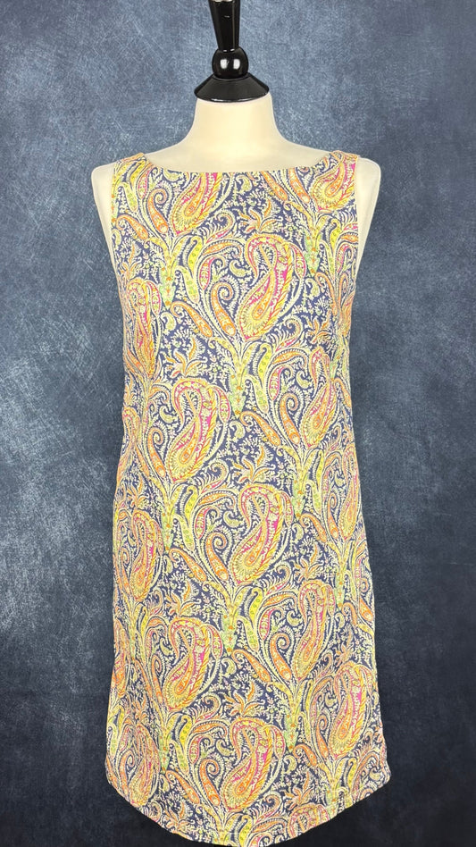 Robe droite à imprimé paisley Liberty Art Fabrics, taille 8. Vue de face.